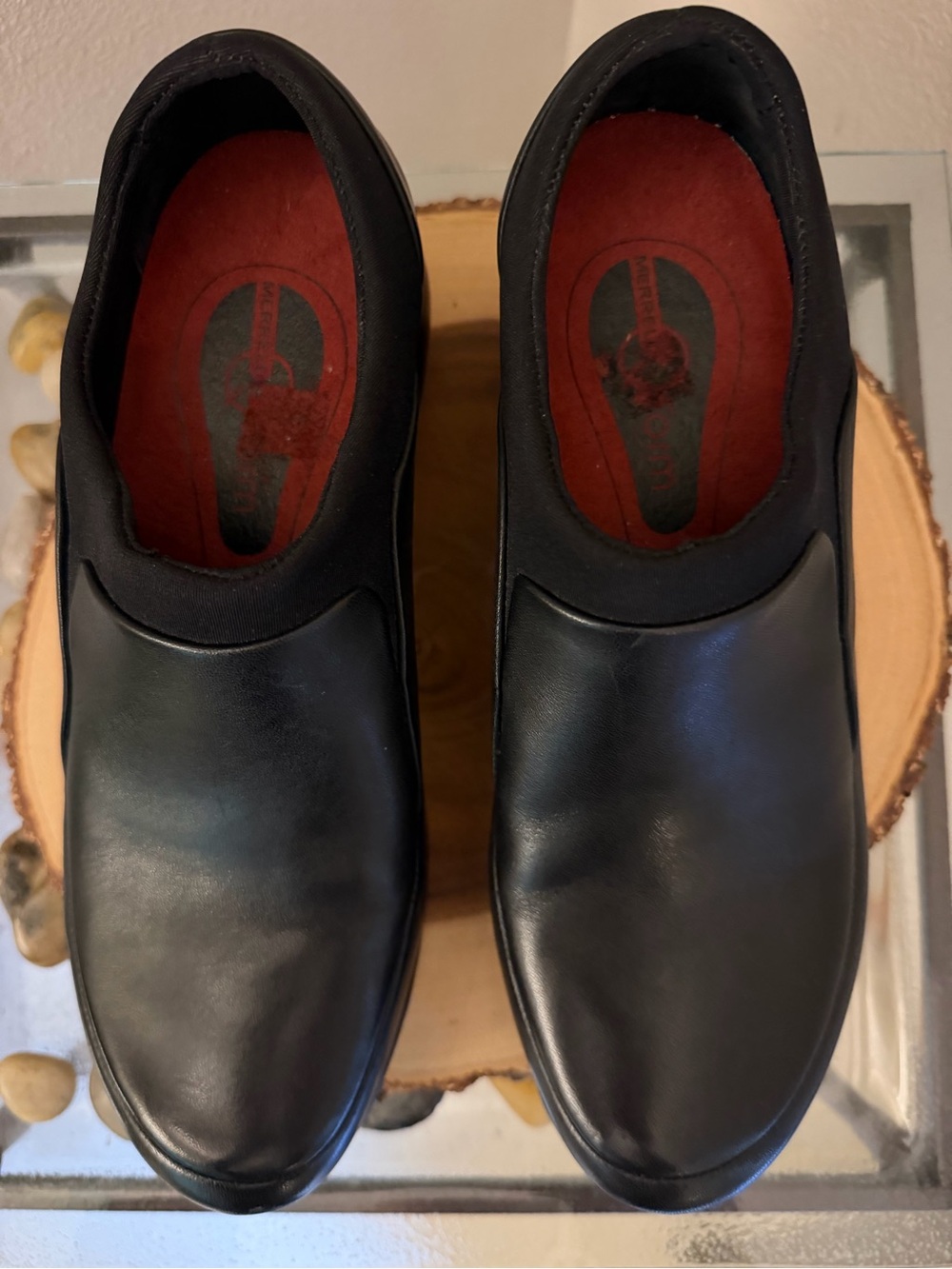Merrell Women’s Spire Black Leather Slip-On Loafers Size 7.5